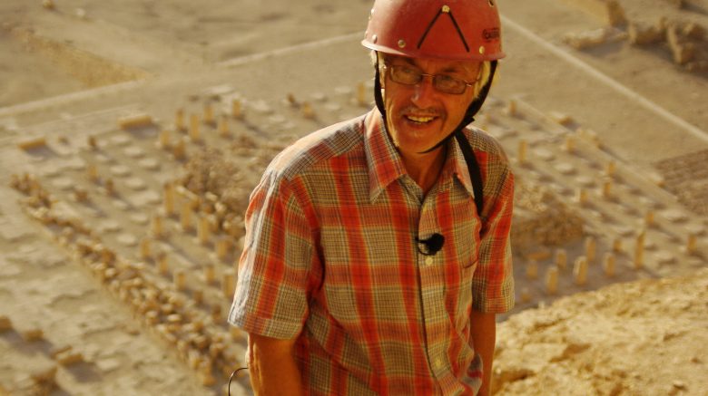 Andrzej Niwiński – Misja Skalna w Deir el-Bahari – Stowarzyszenie Miłośników Egiptu „Herhor – fot. Kamil Zachert – herhor.org.pl